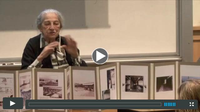 Dora Sorell: 