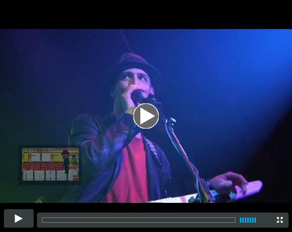 Jon B performing,