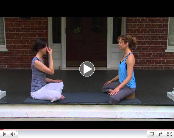 3-minute yoga: Nadi Shodhana Pranayama (alternate nostril breathing)