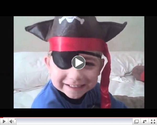 2012 PRANKS - Halloween Candy - Funny Kids Reaction !