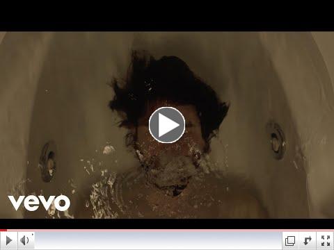 El video dirigido por Carmen Madrid y fotografía Alex Montaño alcanza ya sus primeras 85,000 mil reproducciones. 