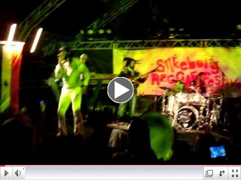 Reggae Denmark -Junior Kelly Energetic performance pt 4-9