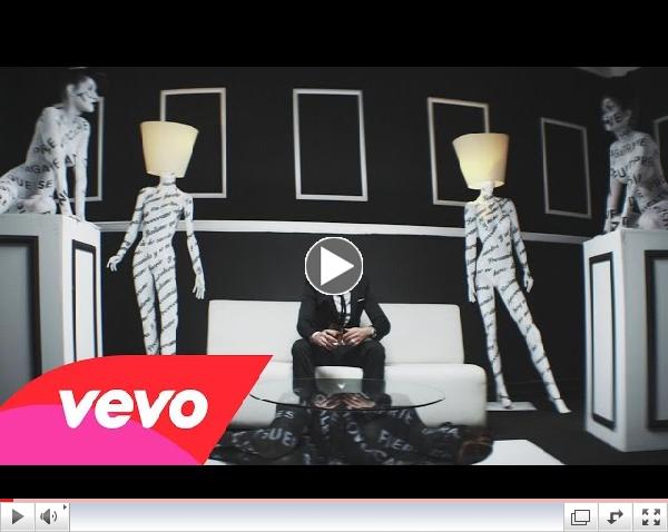 Yandel - Calentura (Official Video)