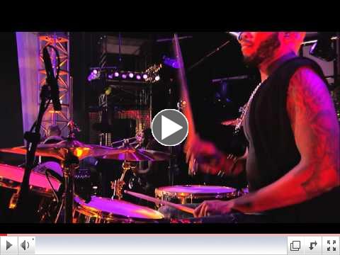There are live performances on TV and then there are memorable performances on TV. This is one of them. Lenny Kravitz performs 