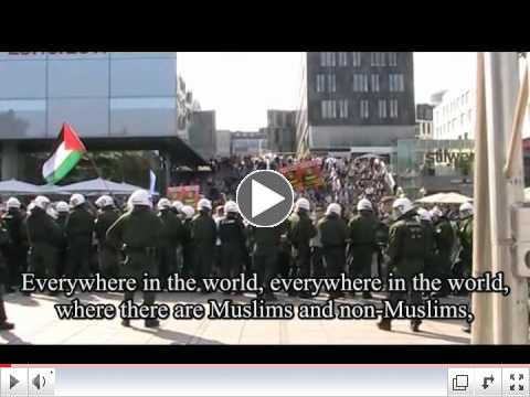 Robert Spencer Confronts Left-Wing Extremists in Stuttgart