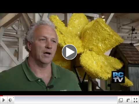 Sumner's Daffodil Float