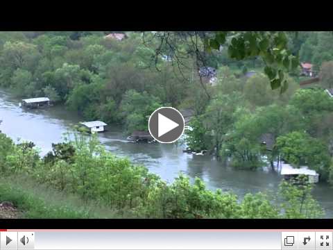 Flooded out houses on Lake Taneycomo, Foggy River Rd 2011