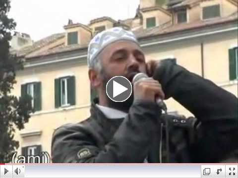 Déclaration de guerre - Prières musulmanes en plein Rome (22 avril 2011)