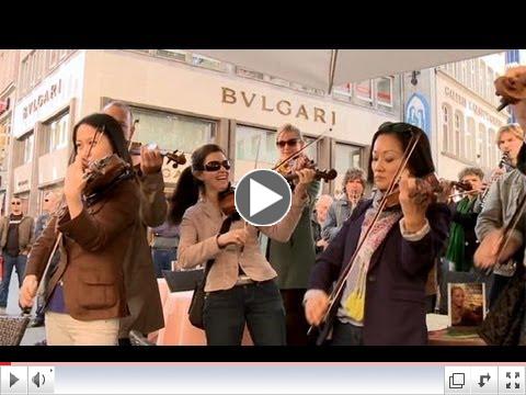 Star Wars Flashmob auf dem Wallrafplatz |  WDR Rundfunkorchester