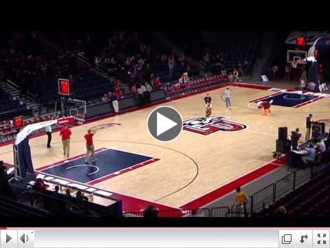 Darrell Wargo Makes Halfcourt Shot During Promotion