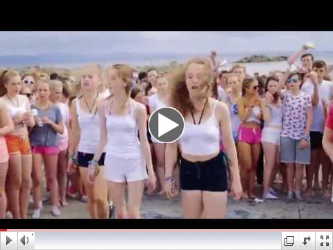 The Gaeilge (Irish language) enthusiasts at Coliste Lurgan in Co. Galway use their as Gaeilige rapping and reggae skills to perform 'Cheerleader', a song originally recorded by Jamaican singer OMI 