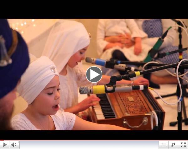 The Girls Play their first Shabad in Gurdwara