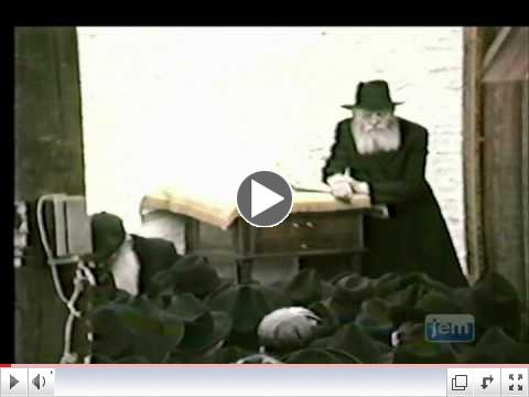 Allumage des bougies de Hanouka chez le Rabbi