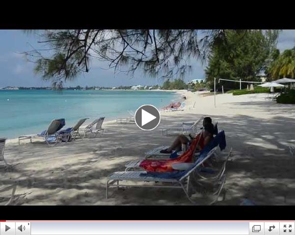 Luxurious condo rentals on Seven Mile Beach, Grand Cayman