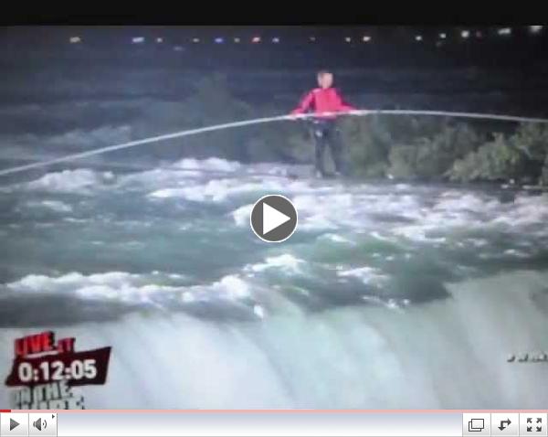 Nik Wallenda's Tightrope Walk Over Niagara Falls - Niagara's most daring stunts