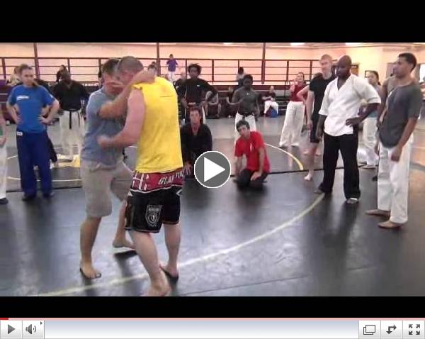 Knee-bump Go-Behind