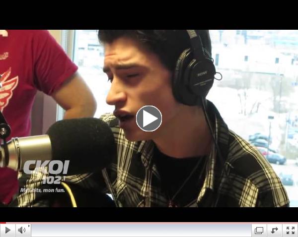 16 yr old Quebec sensation David Thibault reincarnates the voice of the King