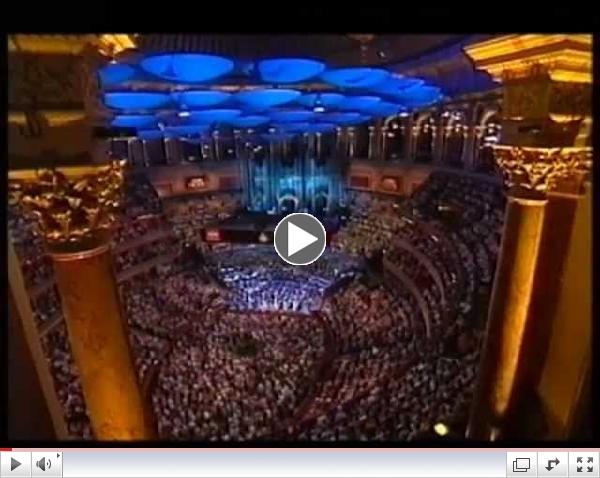 Bach: Toccata and Fugue in D minor (orch. Wood) - Slatkin conducts