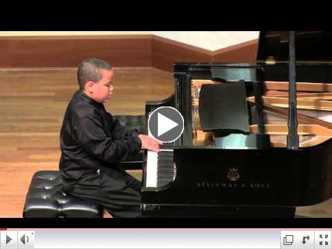 Joshua Mhoon playing Mendelssohn at Merit School of Music in Chicago