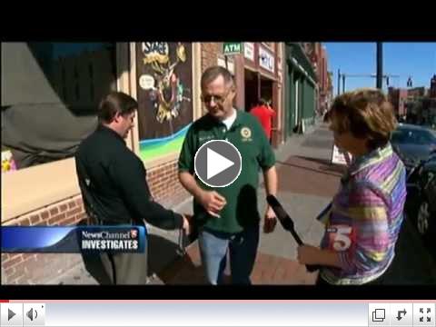 High-Tech Pickpockets Can Steal Credit Card Info - Nashville News.flv