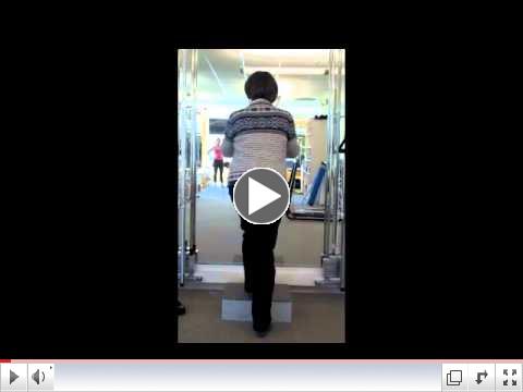 Hip Hike Fault Showing Gluteus Medius Weakness