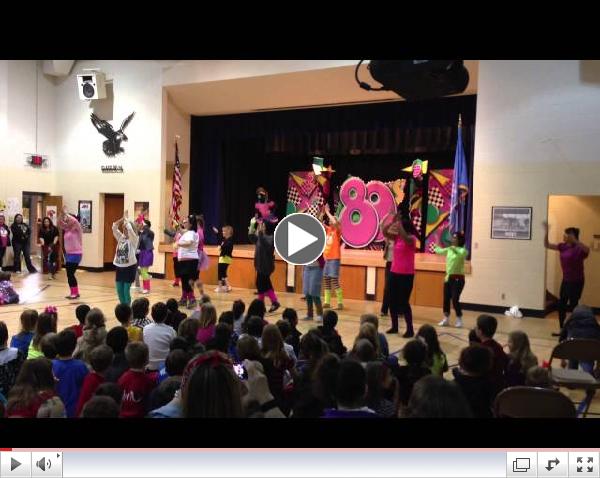 Washington Teacher 80s Flash Mob