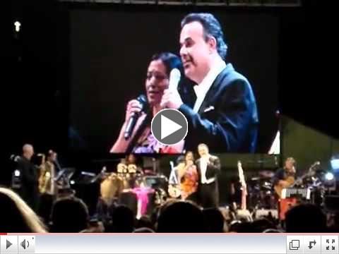 [video: Fernando de la Mora and Lila Downs duet]