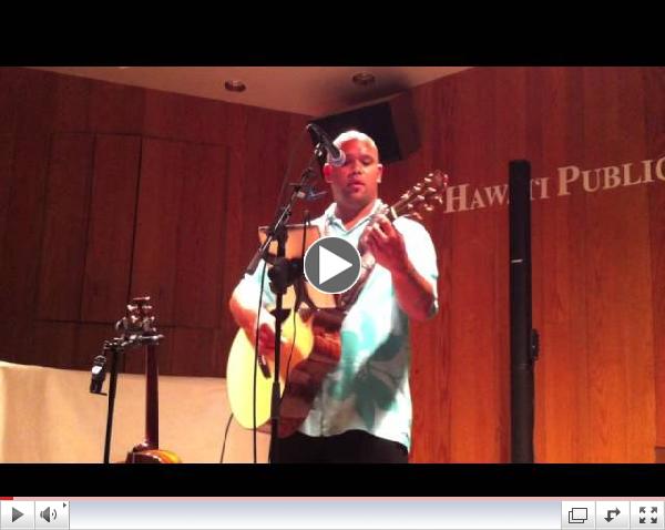 KUANA TORRES KAHELE Holau