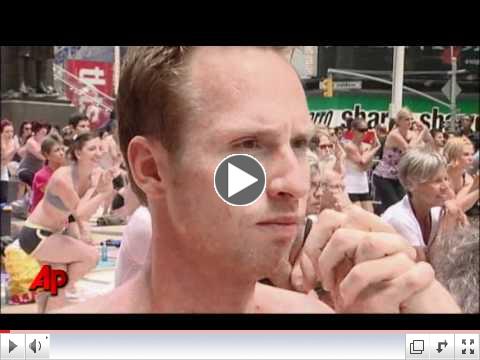 Raw Video: Times Square Yoga for the Solstice