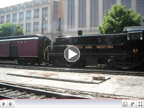 Vintage Equipment on the Mainline in Roanoke, VA 5/7/11
