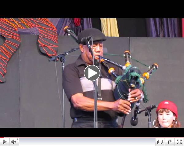 James Rivers Movement (James Rivers on bagpipes)