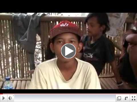 Fauzi putus sekolah dan mengamen